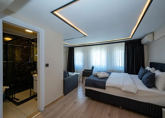Aiza Suites